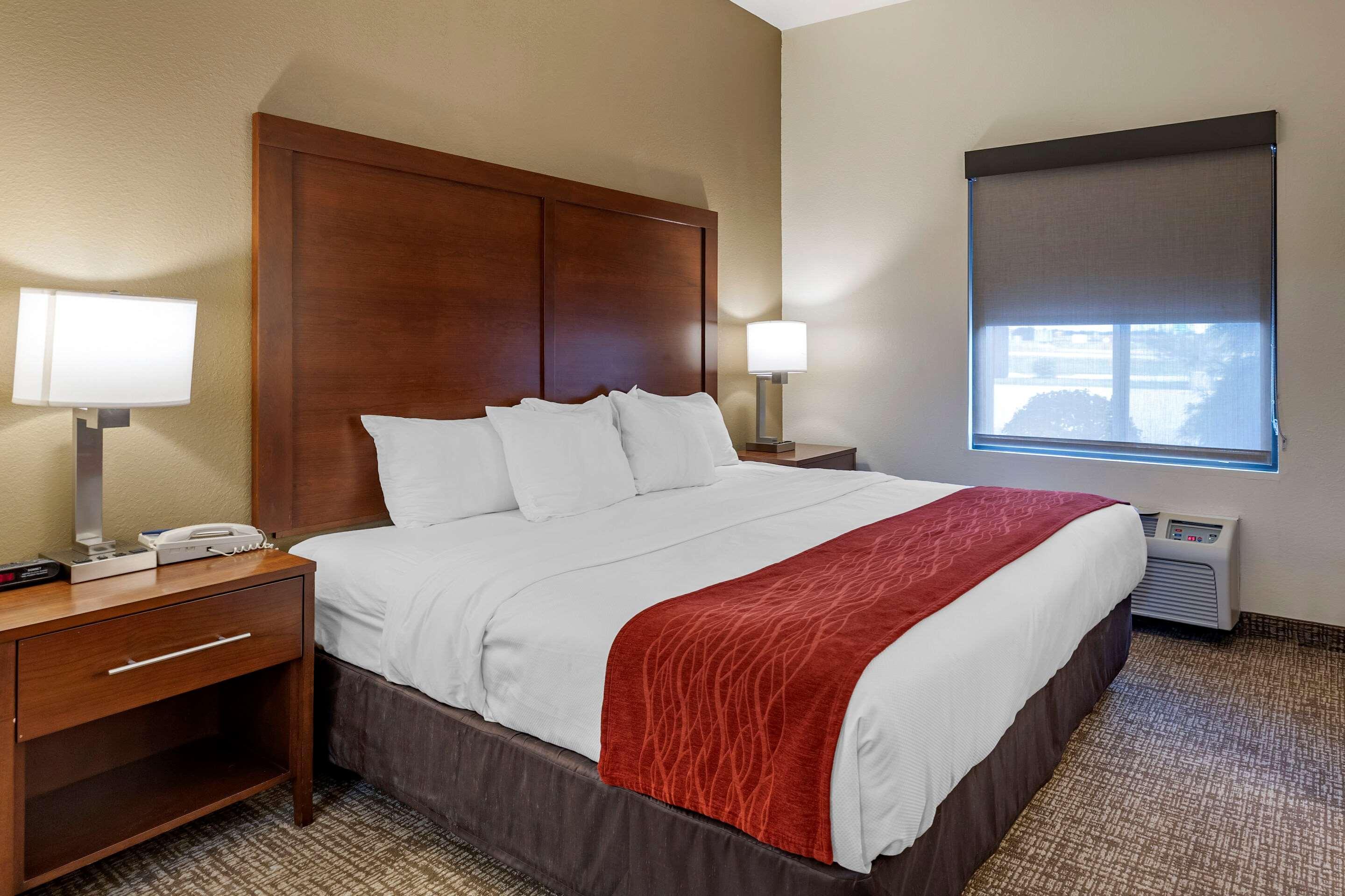 Comfort Inn & Suites Greenville I-70 Екстер'єр фото