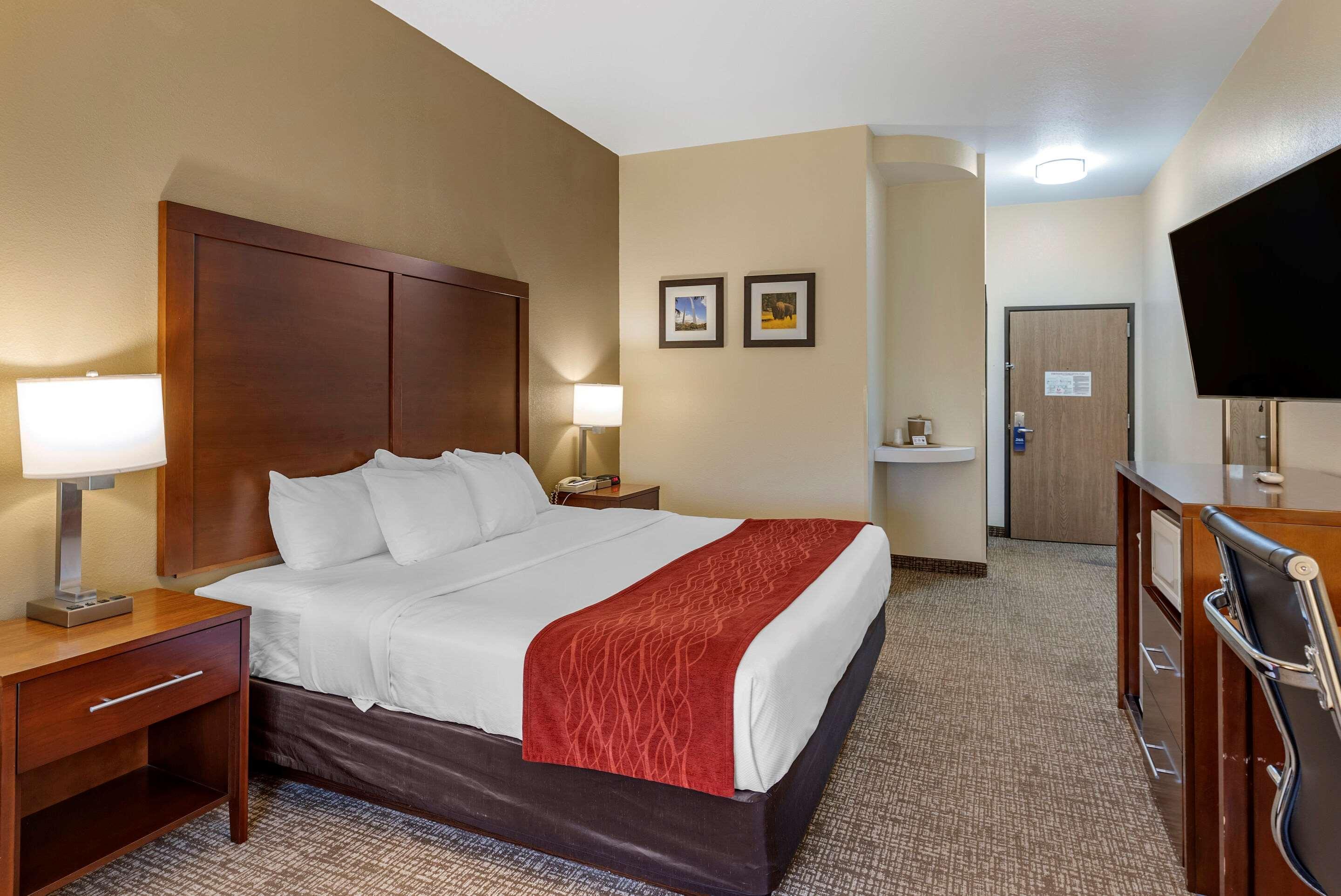 Comfort Inn & Suites Greenville I-70 Екстер'єр фото